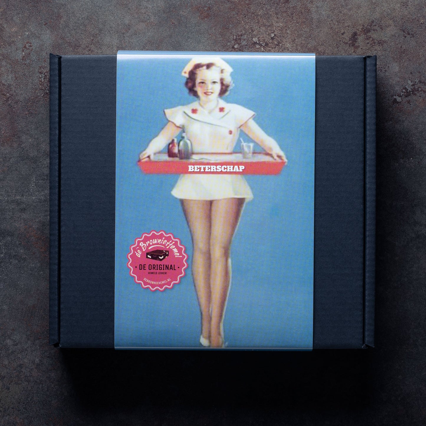 De 'Beterschap' giftbox van De Browniehemel. 4 Brownies om cadeau te geven.