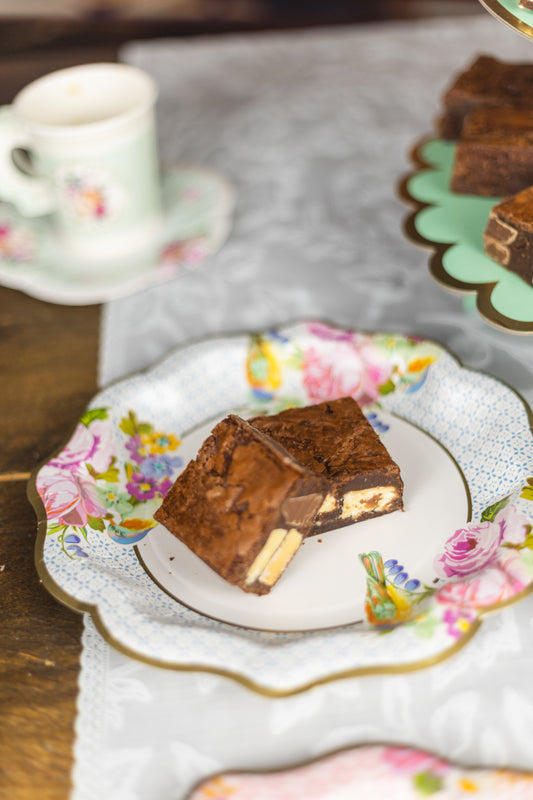12 vintage papieren gebaksbordjes & bloemen servetten