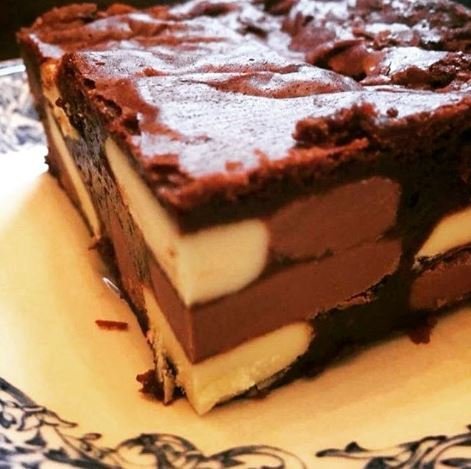 Een hemelse brownie van De Browniehemel met grote stukken (h)eerlijke chocolade