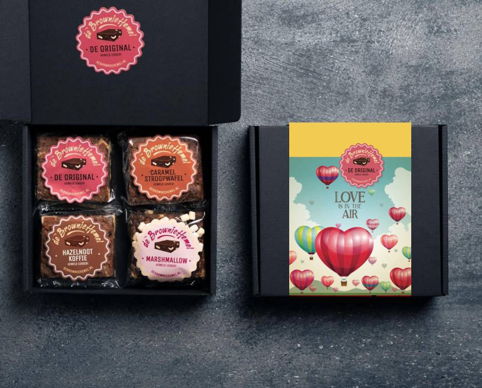 De 'Love is in the air' Liefde giftbox van De Browniehemel. 4 Brownies om cadeau te geven. 